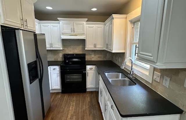 4 bedrooms  3 bath in Decatur! photos photos