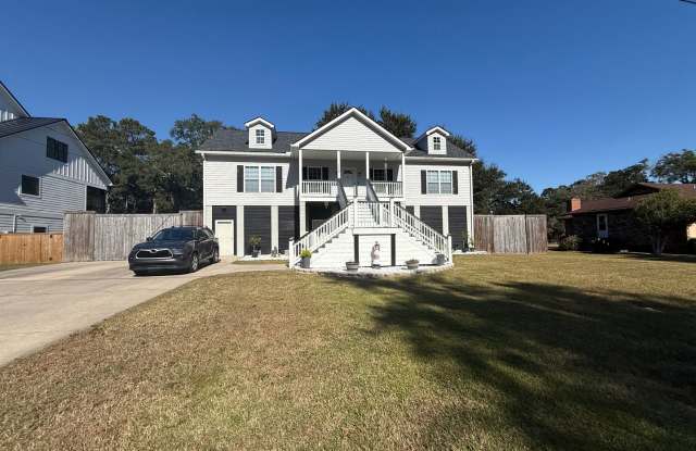 3 Bedroom 2 Bath House in Lighthouse Point - James Island Charleston - 730 Tiller Road, James Island, SC 29412