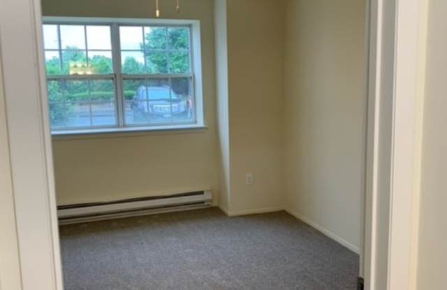 700 Justine Court Gallery 4