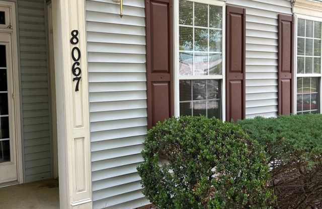 8067 GATEHOUSE RD #8 Gallery 2