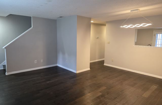 348 Oakland Road Gallery 4