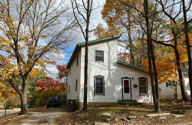 3 Bedroom Available August 2026; Monthly rent $2250 photos photos