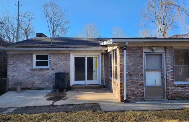 1 Woodsview Hts - 1 Woodsview Heights Road, Charleston, WV 25302