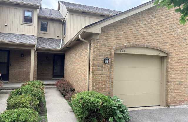 616 byron ct Road photos photos