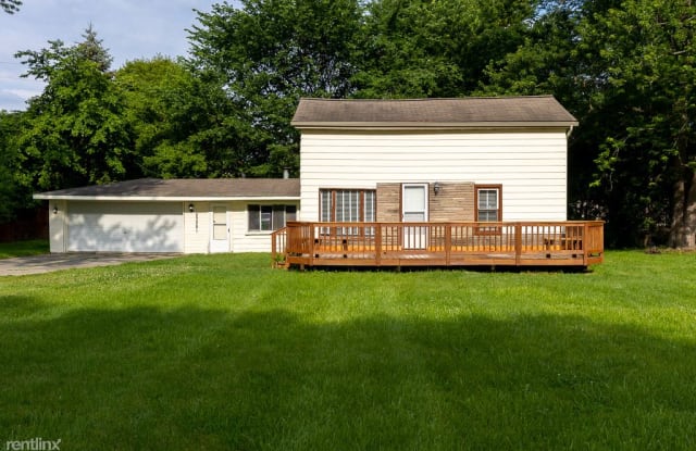 23081 Springbrook Dr - 23081 Springbrook Drive, Farmington Hills, MI 48336