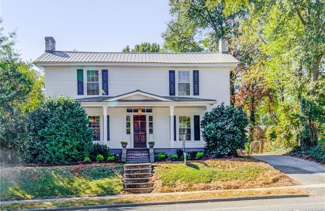 203 E Trade Street - 203 East Trade Street, Dallas, NC 28034