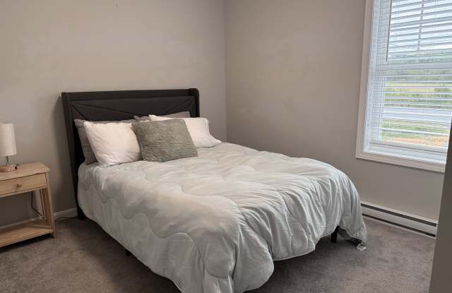 364 Buxton Rd. Bedroom 2 photos photos