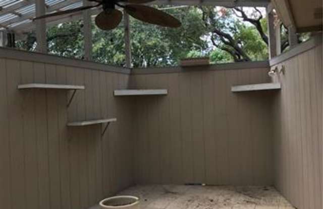 7622 Meadow Oaks Drive Gallery 4