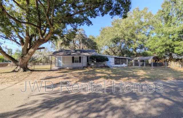 573 55th St E photos photos