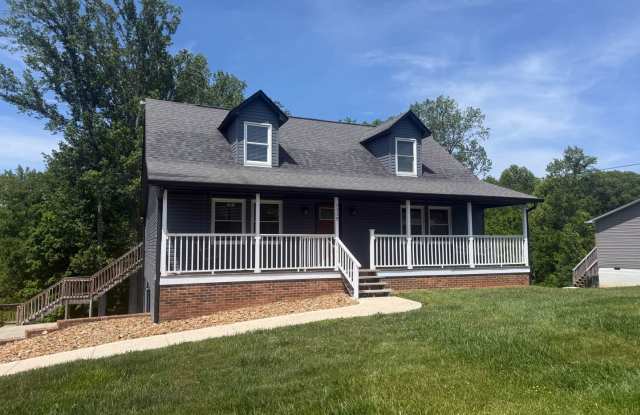 3 Bedroom / 2.5 Bathroom - Home in Cookeville! photos photos 3 Bedroom / 2.5 Bathroom - Home in Cookeville! photos photos