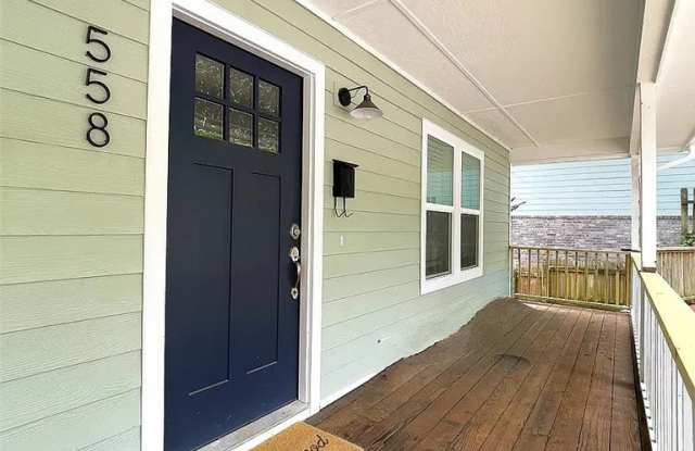 558 N Highland Avenue photos photos