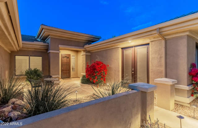 2348 W SHADOW GLEN Court Gallery 3