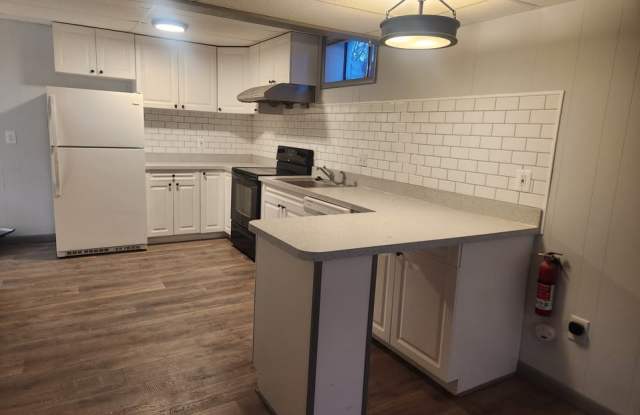 245 Bishops Glen Drive photos photos