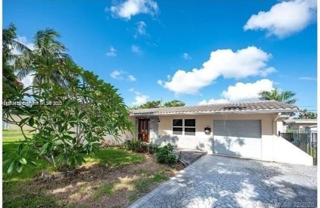 4905 SW 90th Ave - 4905 Southwest 90th Avenue, Cooper City, FL 33328