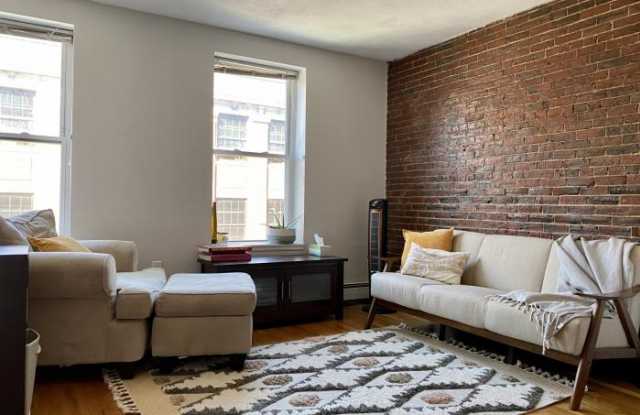 176-178 North St. Gallery 4