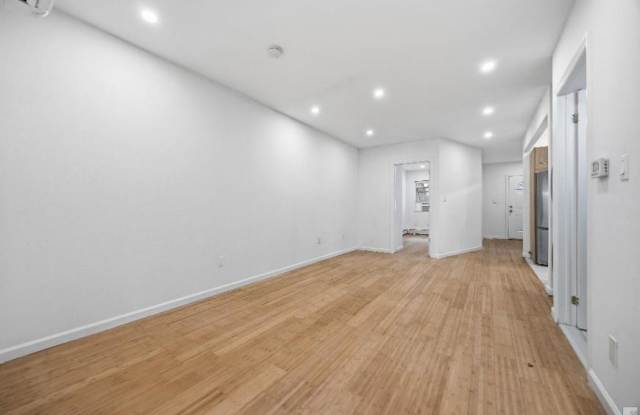 20 Starr Street Gallery 4