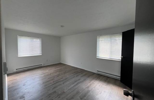 142 Gluck St photos photos
