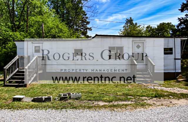 Homes for rent in Warrenton NC - 124 Park Drive - Schedule Showing Online at www.rentnc.net photos photos Homes for rent in Warrenton NC - 124 Park Drive - Schedule Showing Online at www.rentnc.net photos photos