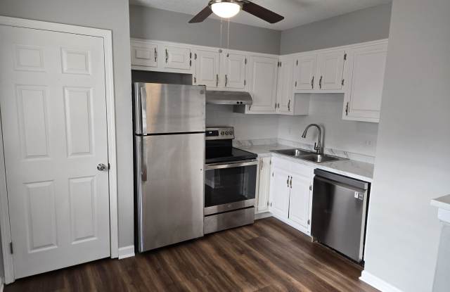 931 Southwest Kingscross Road - 1 photos photos