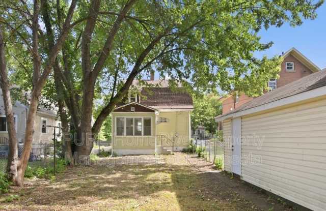 1043 Matilda St Gallery 3