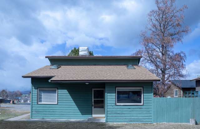 Single Family Home for Rent in Rifle photos photos