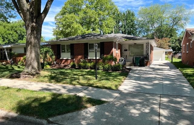424 W LA SALLE Avenue photos photos