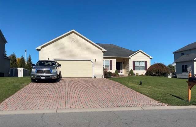 5055 Constitution Lane - 5055 Constitution Lane, Onondaga County, NY 13088