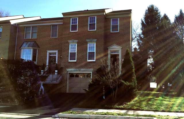 12323 FOX LAKE Court - 12323 Fox Lake Court, Fair Oaks, VA 22033