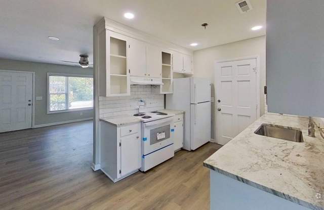3 bed / 1.5 bath ~ West Ashley Area, Move-in Today! photos photos