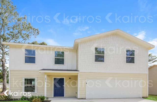 640 Cedar Point Drive - 640 Cedar Point Drive, Cedar Point, TX 77351