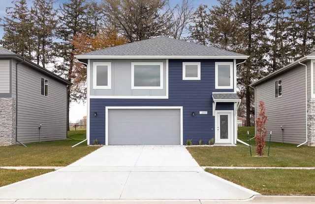 Beautiful single family home With 6 Car Attached Garage! photos photos