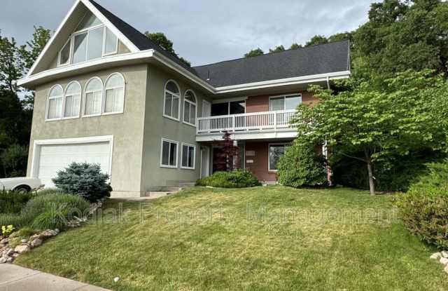 2253 S Scenic Dr. - 2253 Scenic Drive East, Salt Lake City, UT 84109