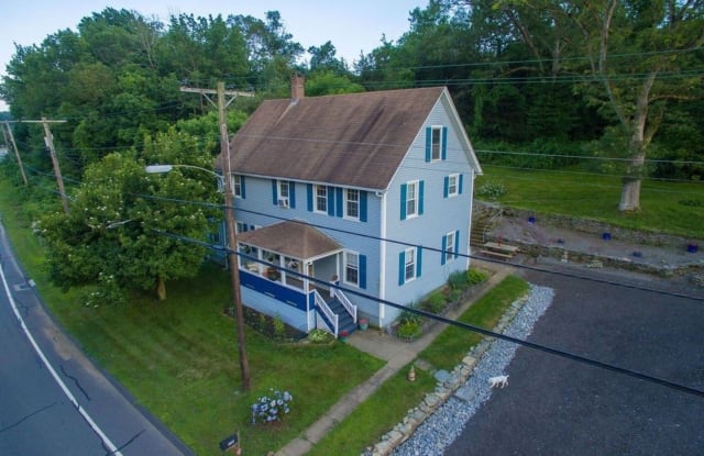 152 Fitchville Road - 152 Fitchville Road, New London County, CT 06334
