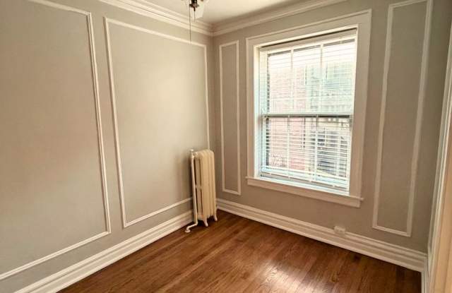 XL Edgewater Studio w/ Heat & Cooking Gas Included - Cat Friendly! Gallery 4
