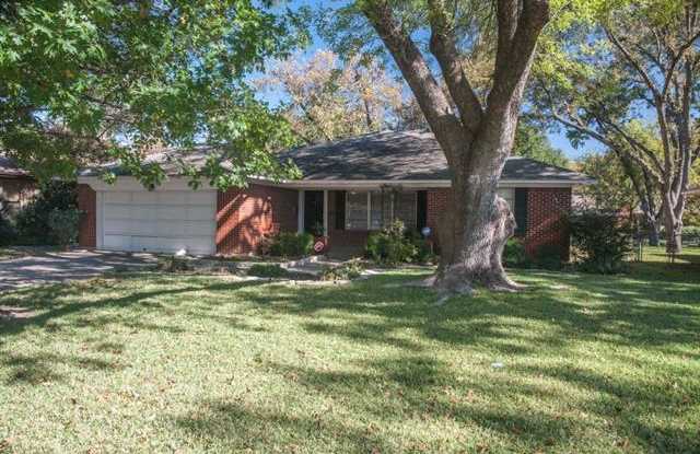 8704 Lockhaven Drive - 8704 Lockhaven Drive, Dallas, TX 75238