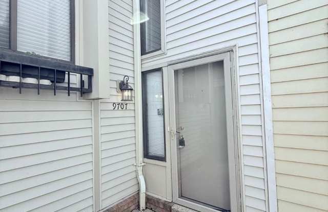 9707 LAKE SHORE DR photos photos
