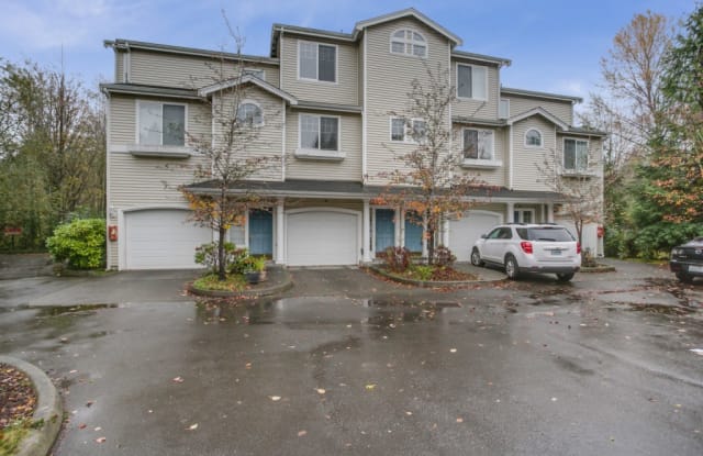 1970 132nd Ave SE - 1970 132nd Place Southeast, Bellevue, WA 98005