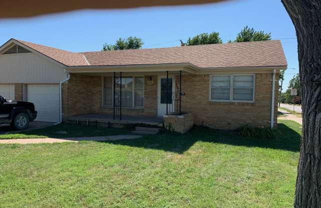 901 S Clifton Ave photos photos