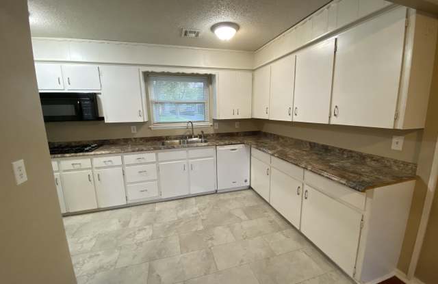 4952 Baylor Dr Gallery 3
