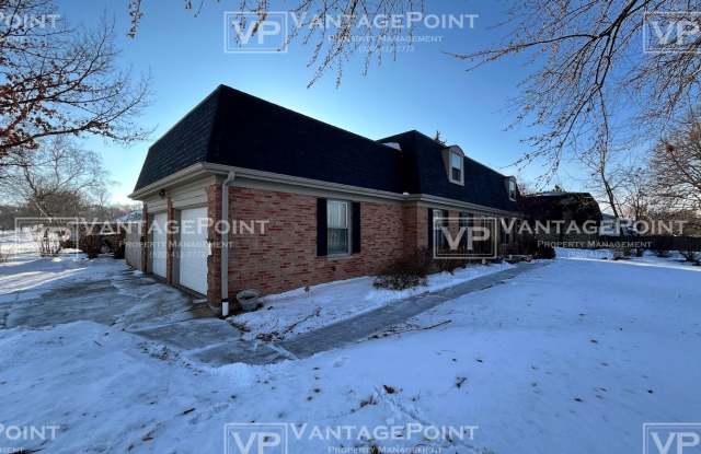 471 Taft Street - 471 Taft Street, Allouez, WI 54301