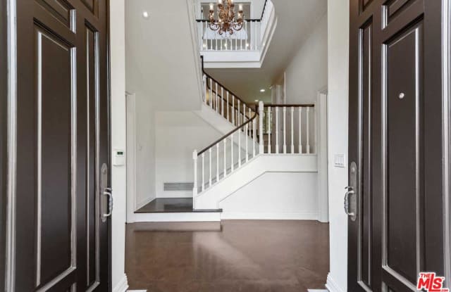 771 WESTHOLME Avenue - 771 Westholme Avenue, Los Angeles, CA 90024