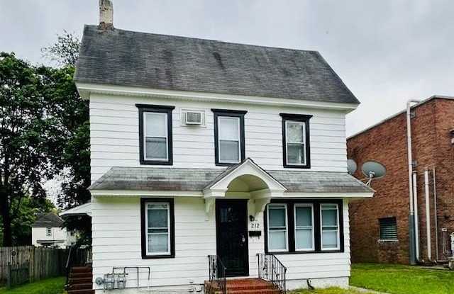 212 W BROAD S - 212 West Broad Street, Paulsboro, NJ 08066