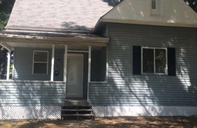 1003 N. Hickory St. - 1003 North Hickory Street, Champaign, IL 61820