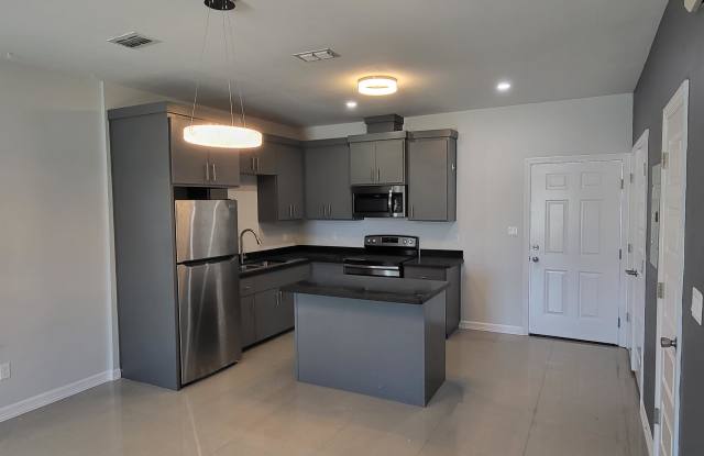 2315 Taxco Court - 3 Gallery 3