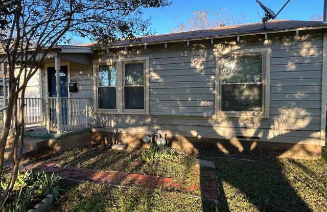 Updated North Waco Home photos photos