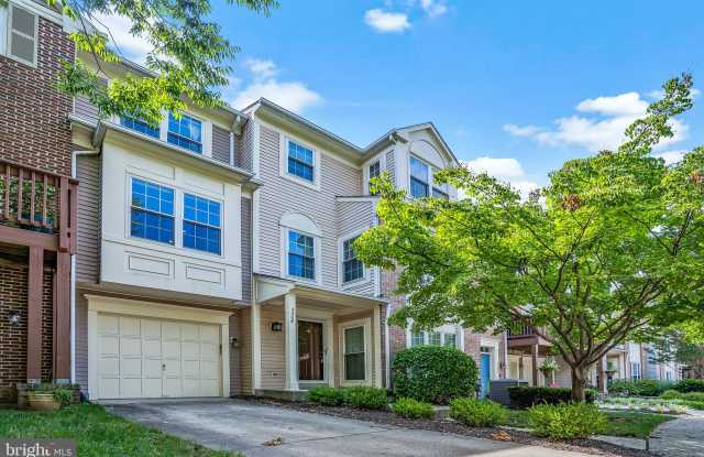 4308 HACKNEY COACH LANE - 4308 Hackney Coach Ln, Fair Oaks, VA 22030