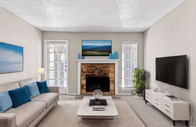 Arlington Oaks Gallery 3