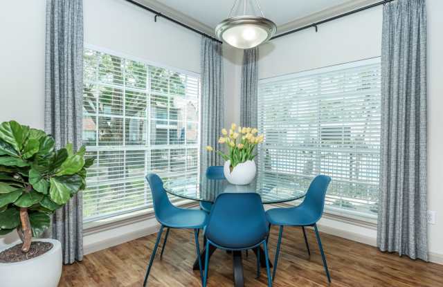Richmond Towne Home Apartments Gallery 3