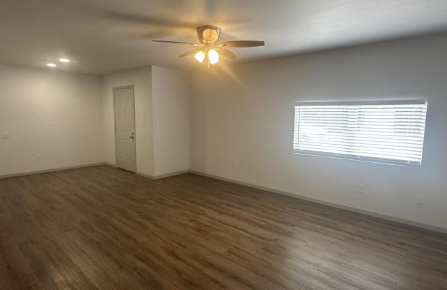 4506 Avenue T Gallery 2