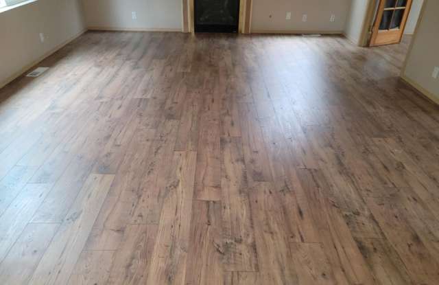 Beautiful CK Home! Gallery 3